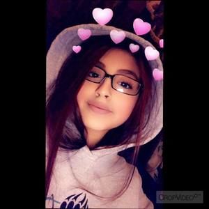 Meet your Posher, Vanessa